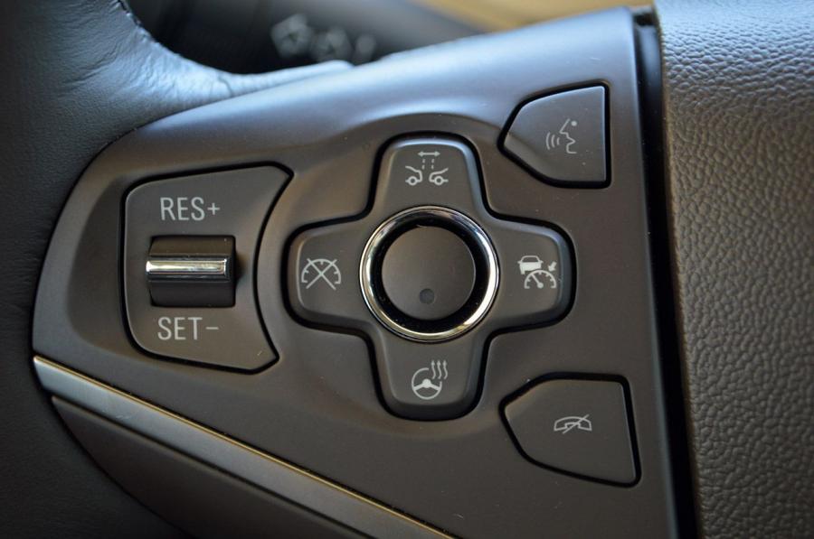  Buick LaCrosse 2014 года  (фото 22 из 50)